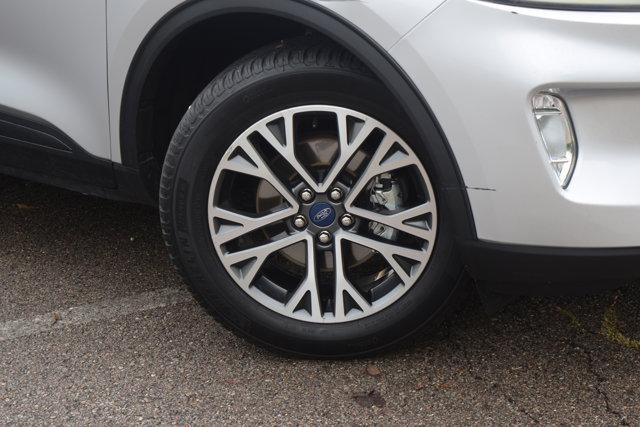 Photo of 2020 Ingot Silver Metallic Ford Escape