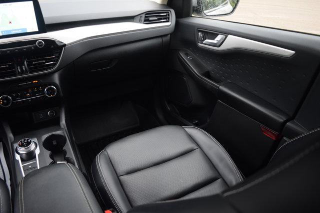 Photo of 2020 Ingot Silver Metallic Ford Escape