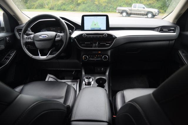 Photo of 2020 Ingot Silver Metallic Ford Escape