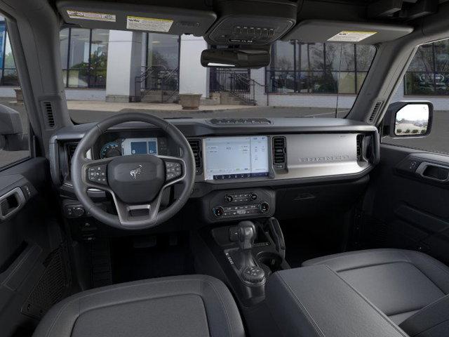 Photo of 2025 Azure Gray Metallic Tri-Coat Ford Bronco
