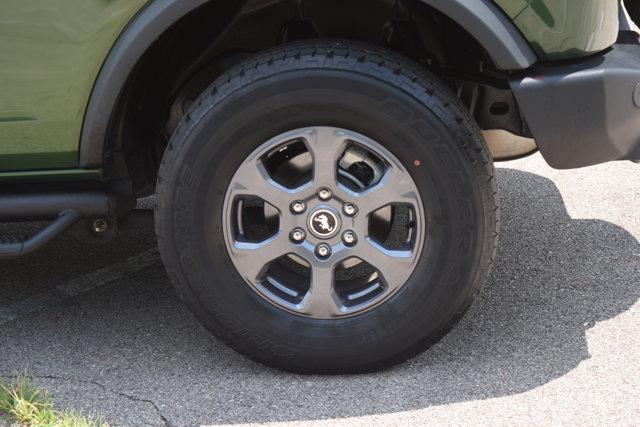 Photo of 2022 Eruption Green Metallic Ford Bronco
