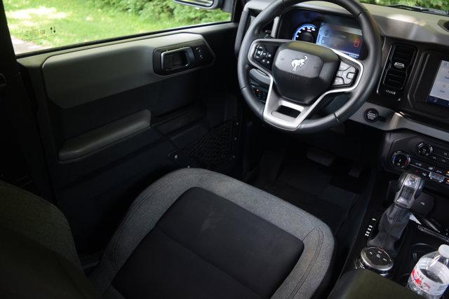 Photo of 2022 Eruption Green Metallic Ford Bronco