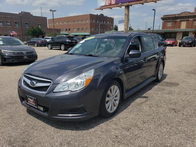 Photo of 2011 Graphite Gray Metallic Subaru Legacy