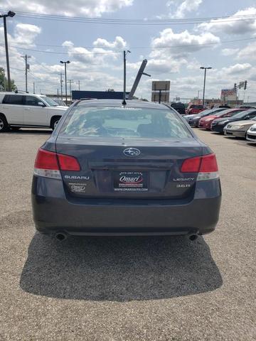 Photo of 2011 Graphite Gray Metallic Subaru Legacy