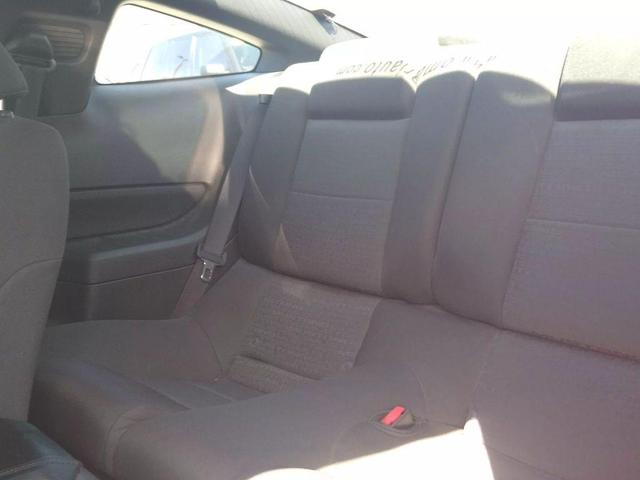 Photo of 2005 Red Ford Mustang