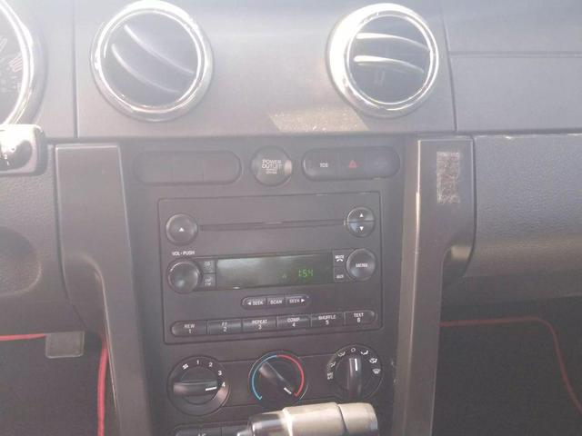 Photo of 2005 Red Ford Mustang