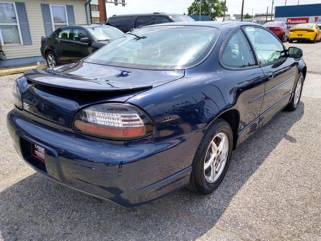 Photo of 2002 Blue Black Metallic Pontiac Grand Prix