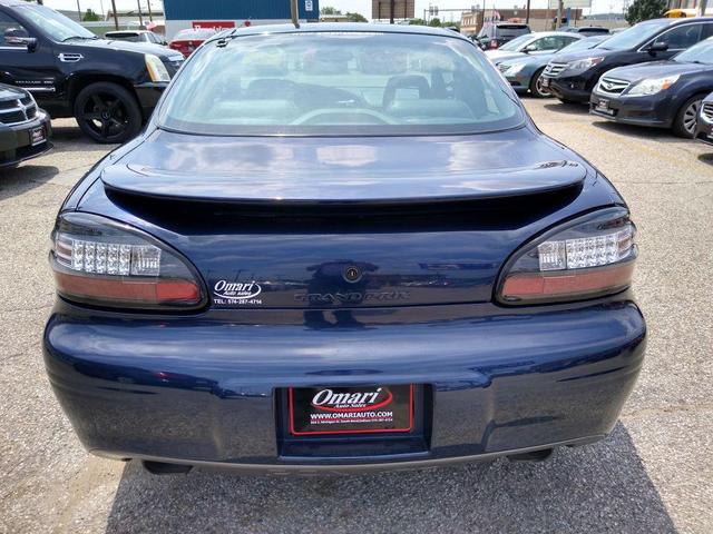 Photo of 2002 Blue Black Metallic Pontiac Grand Prix