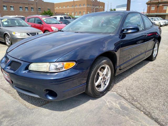 Photo of 2002 Blue Black Metallic Pontiac Grand Prix