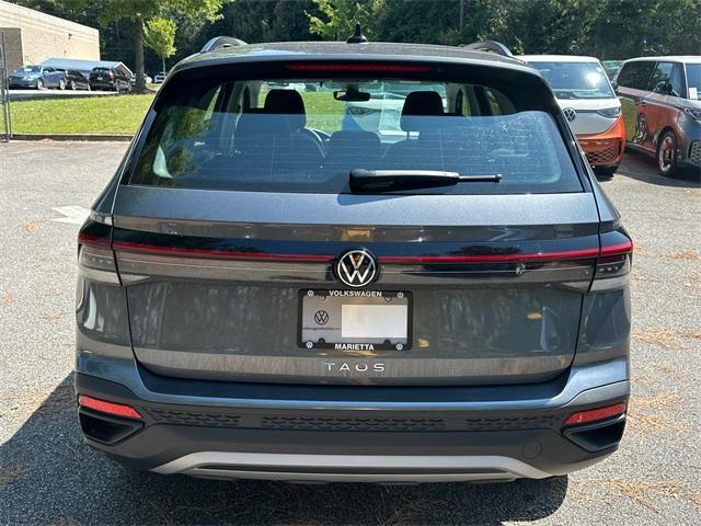 Photo of 2025 Platinum Gray Metallic Volkswagen Taos