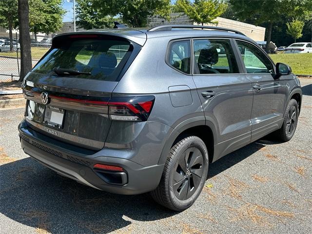 Photo of 2025 Platinum Gray Metallic Volkswagen Taos
