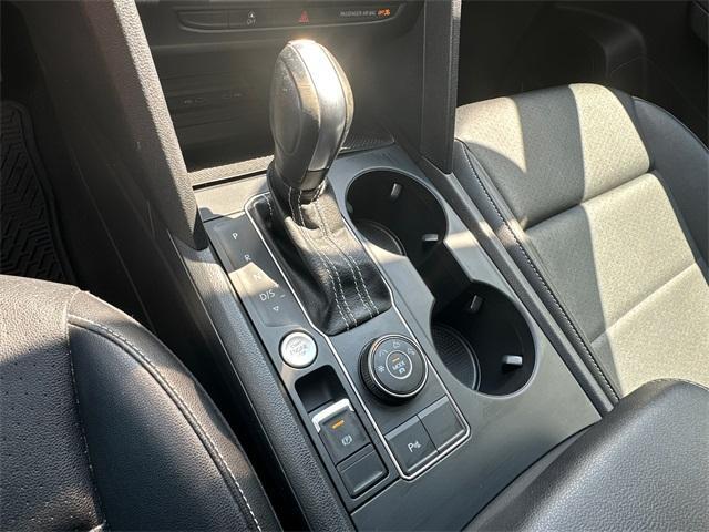 Photo of 2021 Tourmaline Blue Metallic Volkswagen Atlas