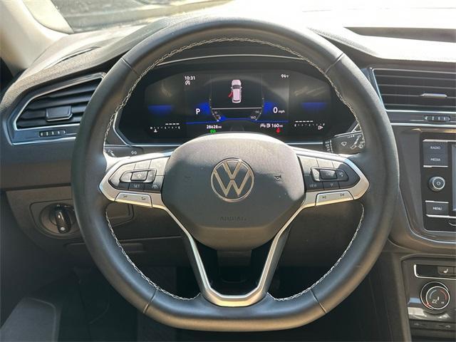 Photo of 2023 Platinum Gray Metallic Volkswagen Tiguan