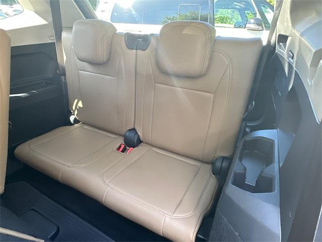 Photo of 2023 Platinum Gray Metallic Volkswagen Tiguan