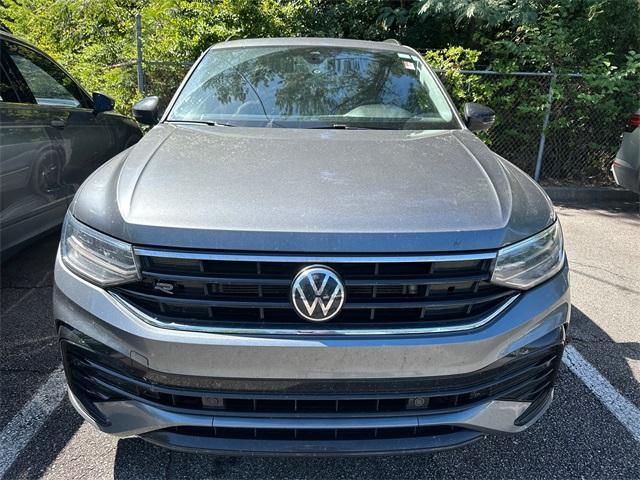 Photo of 2023 Platinum Gray Metallic Volkswagen Tiguan