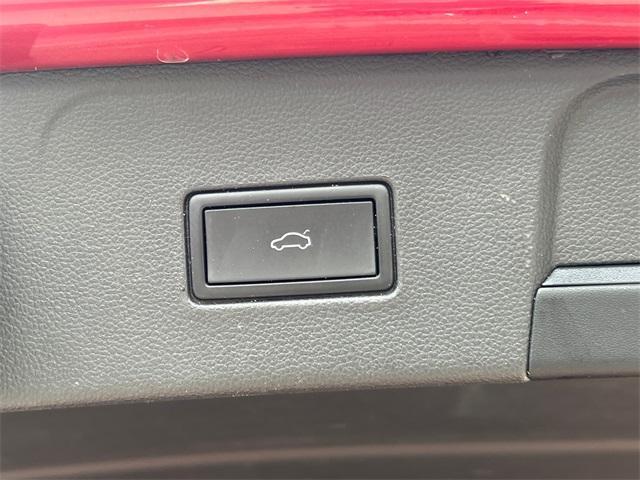 Photo of 2021 Aurora Red Metallic Volkswagen Atlas