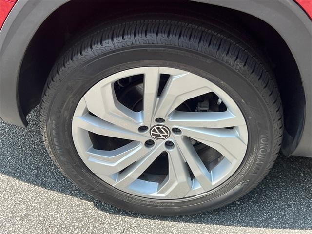 Photo of 2021 Aurora Red Metallic Volkswagen Atlas