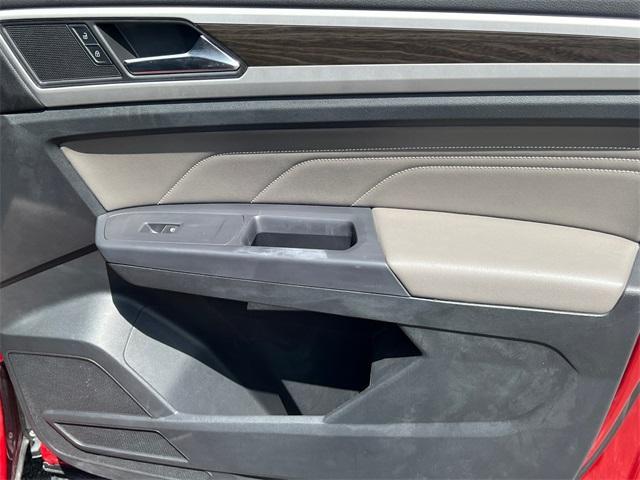 Photo of 2021 Aurora Red Metallic Volkswagen Atlas