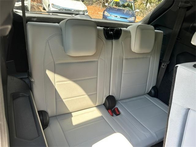 Photo of 2021 Deep Black Pearl Effect Volkswagen Tiguan