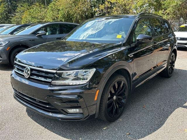 Photo of 2021 Deep Black Pearl Effect Volkswagen Tiguan