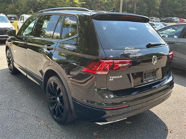 Photo of 2021 Deep Black Pearl Effect Volkswagen Tiguan