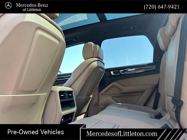 Photo of 2020 Biscay Blue Metallic Porsche Cayenne