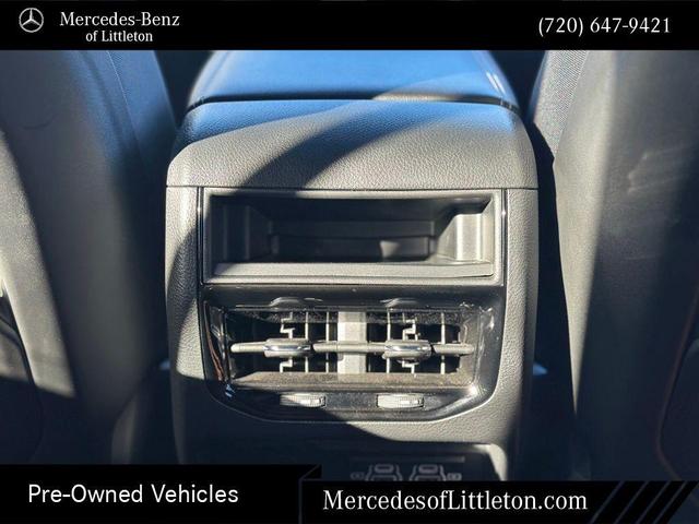 Photo of 2025 Metallic Jeep Grand Cherokee