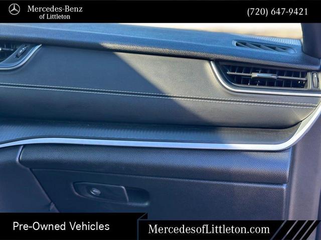 Photo of 2025 Metallic Jeep Grand Cherokee