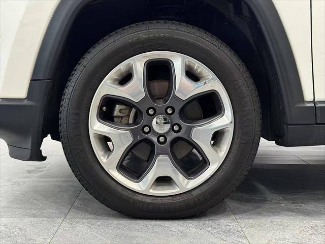 Photo of 2021 Pearl White Tri-Coat Jeep Compass