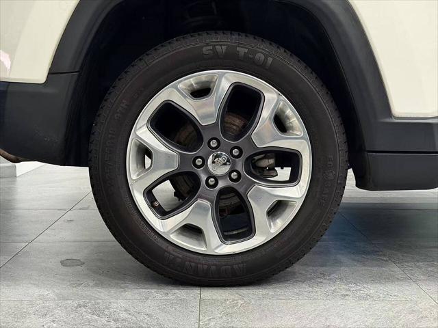 Photo of 2021 Pearl White Tri-Coat Jeep Compass