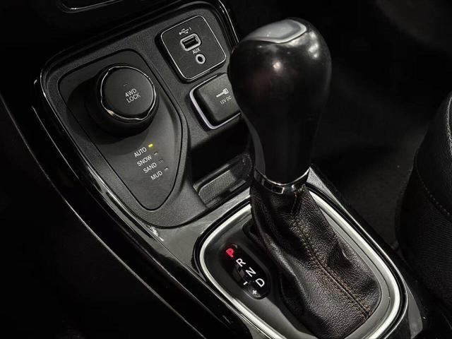 Photo of 2021 Pearl White Tri-Coat Jeep Compass