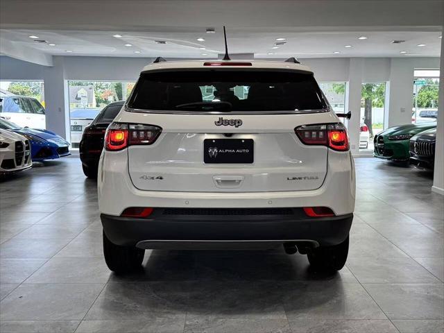 Photo of 2021 Pearl White Tri-Coat Jeep Compass
