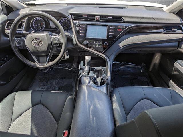 Photo of 2019 Super White Toyota Camry