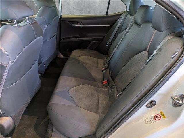 Photo of 2019 Super White Toyota Camry