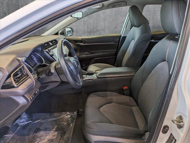 Photo of 2019 Super White Toyota Camry