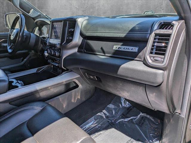Photo of 2020 Diamond Black Crystal Pearlcoat RAM 1500