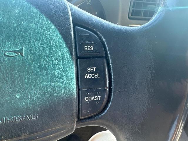 Photo of 2000 Black Clearcoat Ford F-250