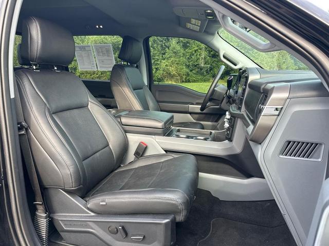 Photo of 2024 Agate Black Metallic Ford F-150