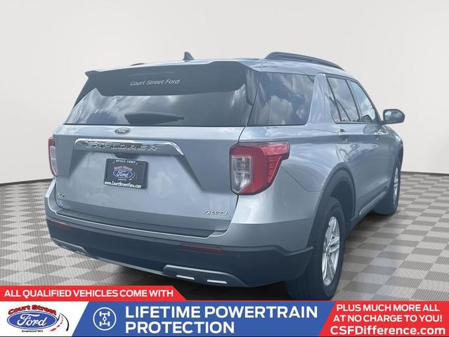Photo of 2024 Iconic Silver Metallic Ford Explorer