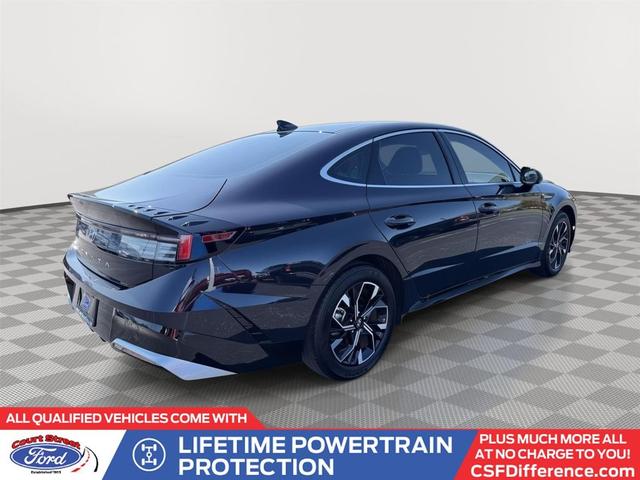 Photo of 2025 Carbon Blue Hyundai SONATA