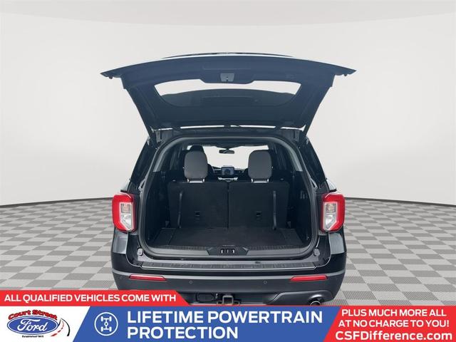 Photo of 2021 Agate Black Metallic Ford Explorer