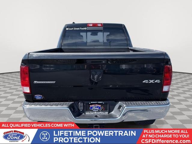 Photo of 2015 Brilliant Black Crystal Pearlcoat RAM 1500