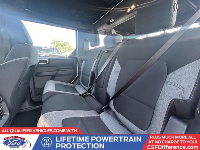 Photo of 2025 Oxford White Ford Bronco