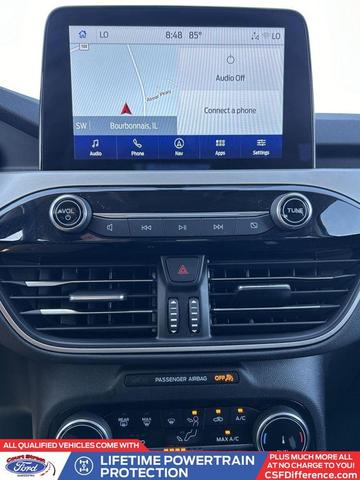 Photo of 2022 Carbonized Gray Metallic Ford Escape