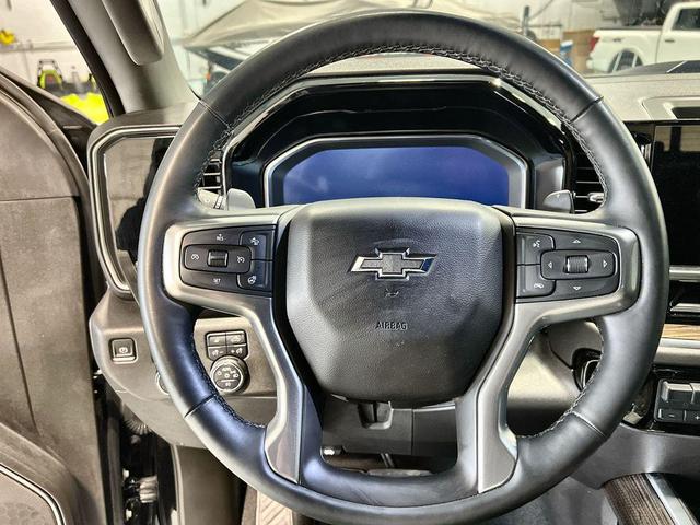 Photo of 2023 Black Chevrolet Silverado 1500