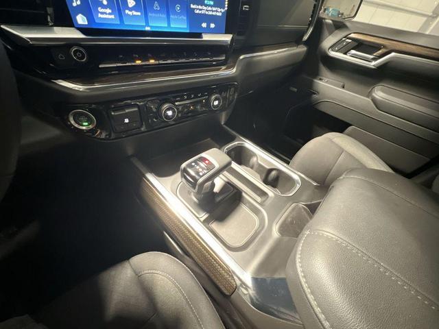 Photo of 2024 Black Chevrolet Silverado 1500