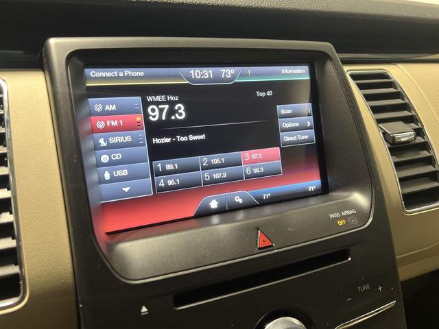 Photo of 2013 White Suede Ford Flex