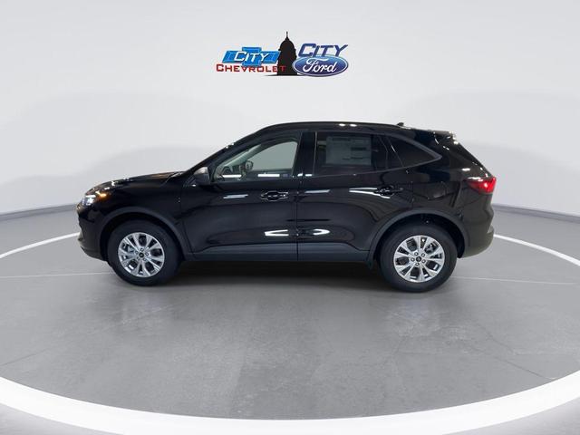 Photo of 2025 Agate Black Metallic Ford Escape