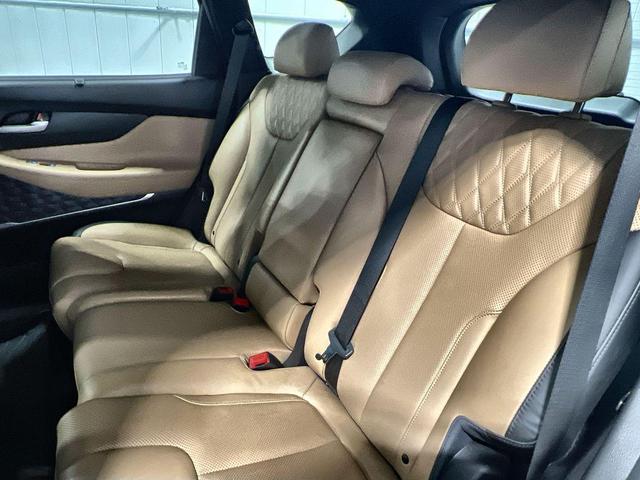 Photo of 2022 Hampton Gray Hyundai SANTA FE