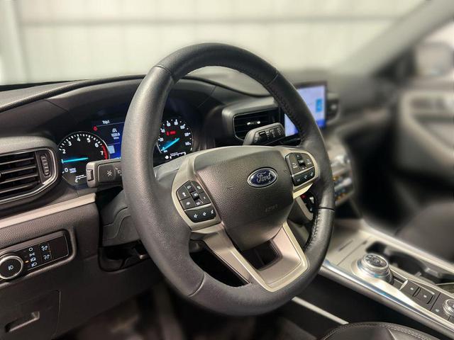 Photo of 2023 Agate Black Metallic Ford Explorer